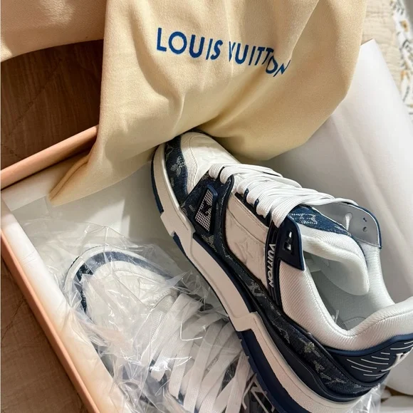 Youth Designer Leather Lace Up Platform Sneakers Stylish  Louis Vuitton Kids Sneakers - Black and Teal display picture 1